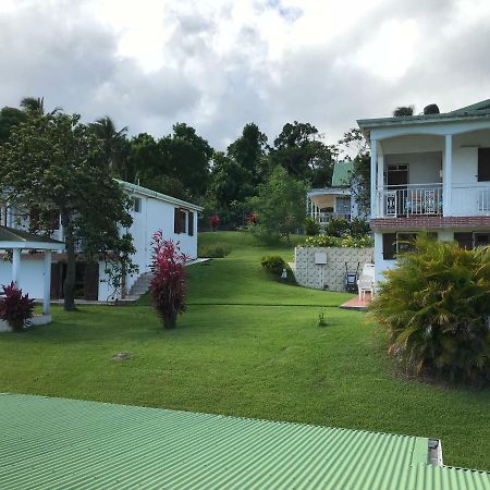 Le Repaire Des Caraibes Apartment ทรัวส์-รีวิแยร์ ภายนอก รูปภาพ