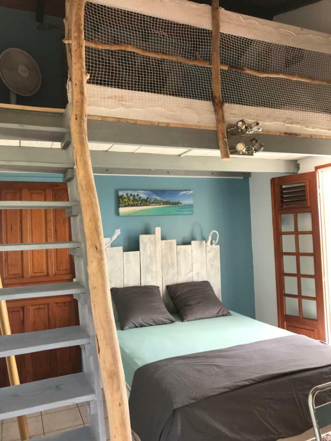 Le Repaire Des Caraibes Apartment ทรัวส์-รีวิแยร์ ภายนอก รูปภาพ